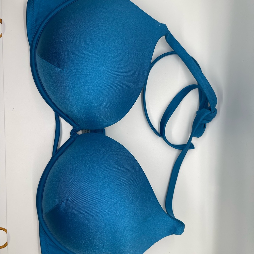 Victorias Secret Bombshell add 2 CupSizes Bikini Top 38c